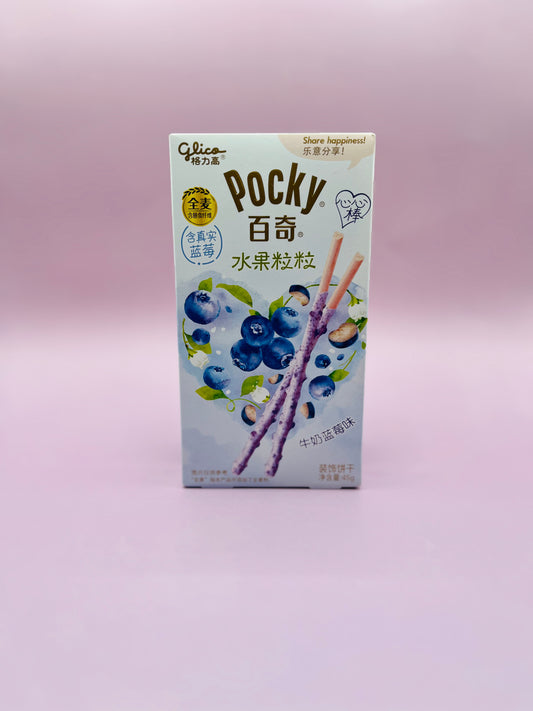 Pocky Sticks : Blueberry Milk